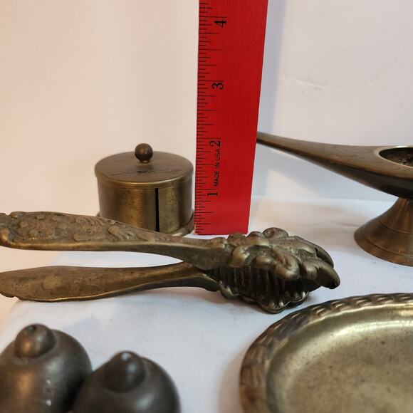 Vintage Brass Office Decor Lot – Stamp Roll, Genie Lamp, Tray & More - Picture 9 of 12